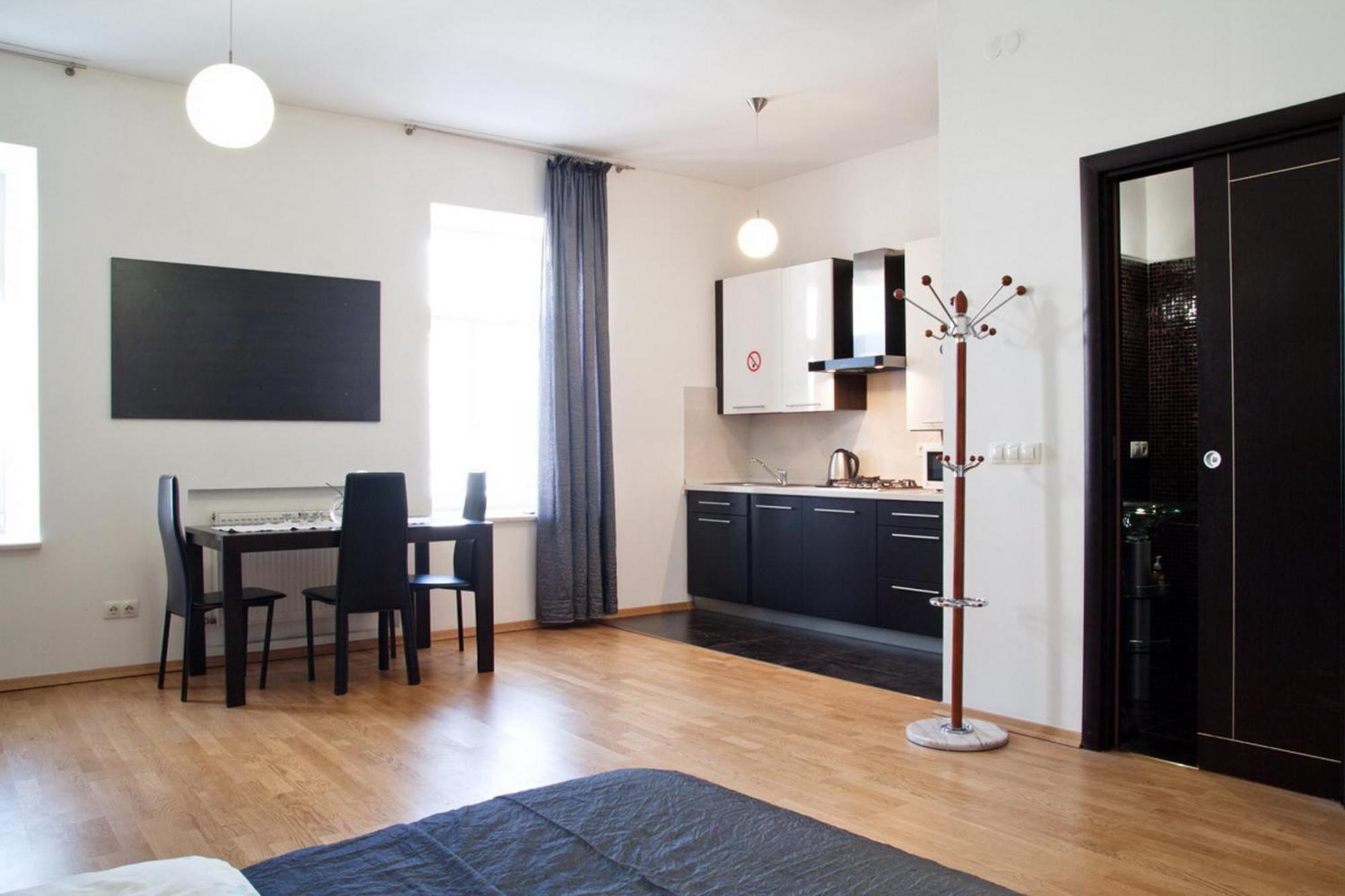 Apartment In The Centre Of Leópolis Habitación foto
