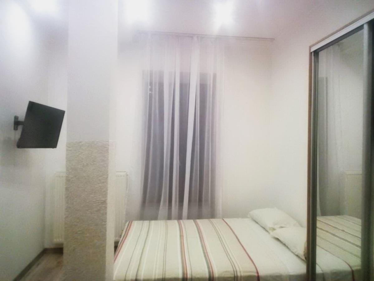 Apartment In The Centre Of Leópolis Exterior foto